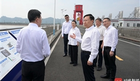 川觀新聞8月22日?qǐng)?bào)道：王曉暉在自貢市樂山市調(diào)研時(shí)強(qiáng)調(diào)：進(jìn)一步鍛長(zhǎng)板補(bǔ)短板推動(dòng)高質(zhì)量發(fā)展，為奮力譜寫中國(guó)式現(xiàn)代化四川新篇章作出更大貢獻(xiàn)